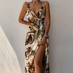 R&B | Kleid mit Hosenträgern und V-Ausschnitt mit geteiltem Print