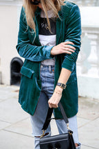 R&B | Blazer aus Samt im Streetstyle