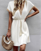 R&B | Kleid mit V-Ausschnitt aus Spitze