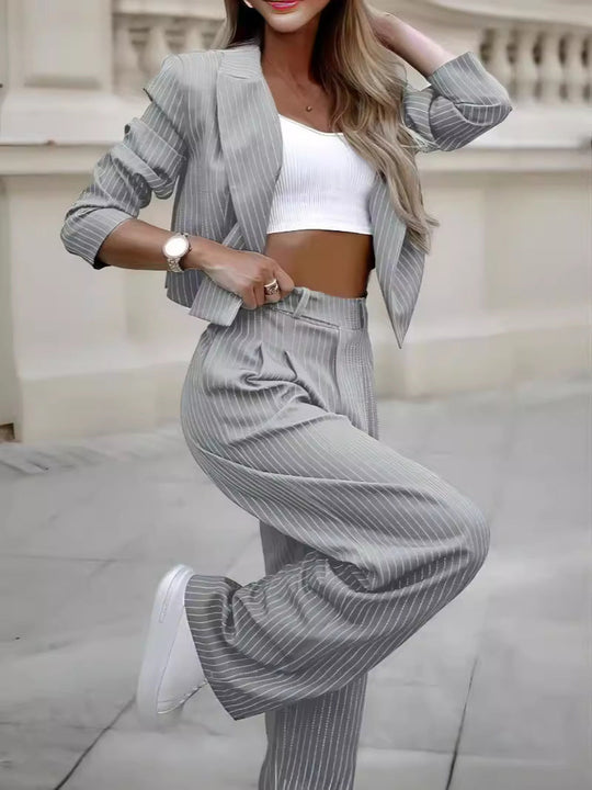 R&B | Stylischer Nadelstreifen Blazer und Hosen Satz