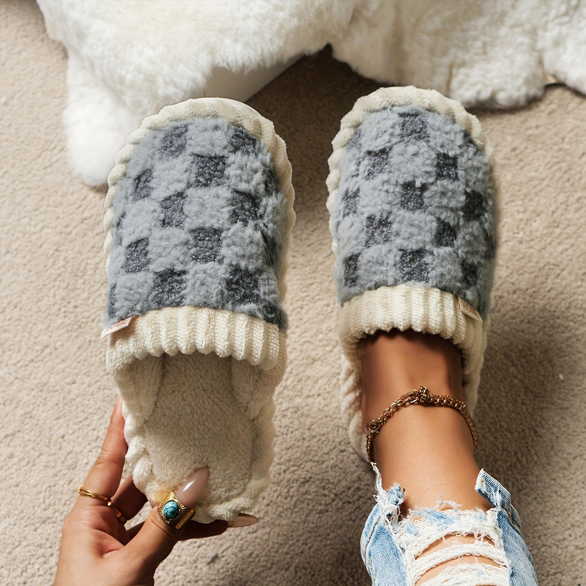 Creme Flauschige Damen Pantoffeln R&B