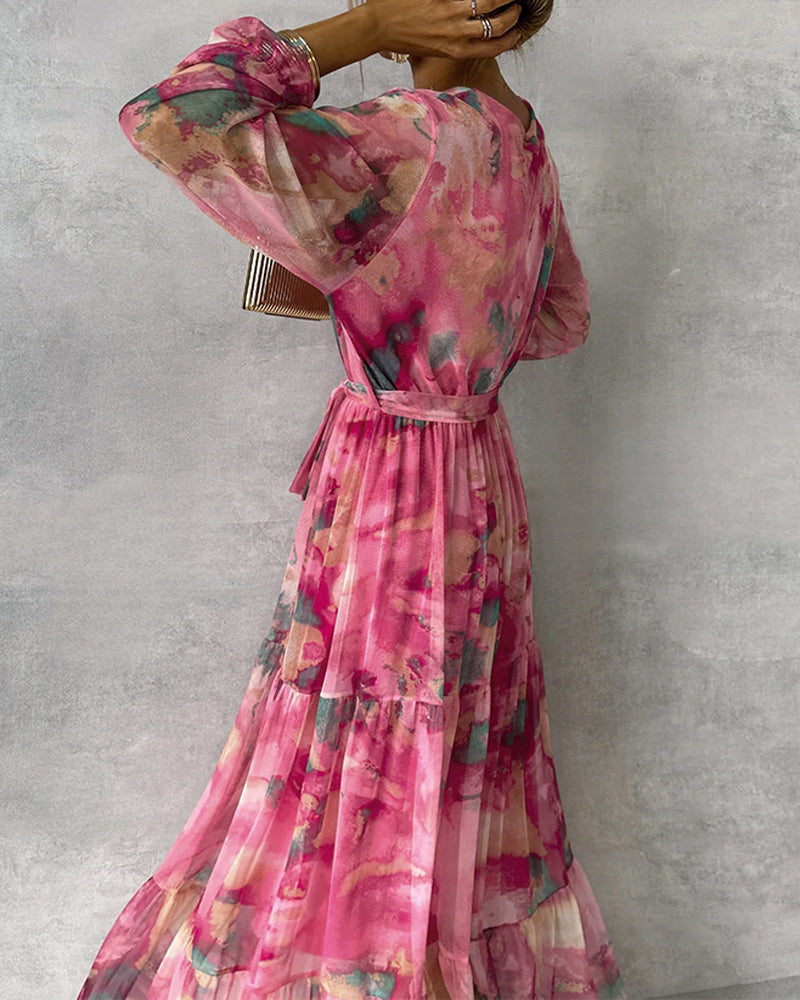 R&B | Elegantes Kleid mit Print und Plissiertem Rock
