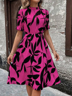 R&B | Kleid mit Rundhalsausschnitt und Rüschen
