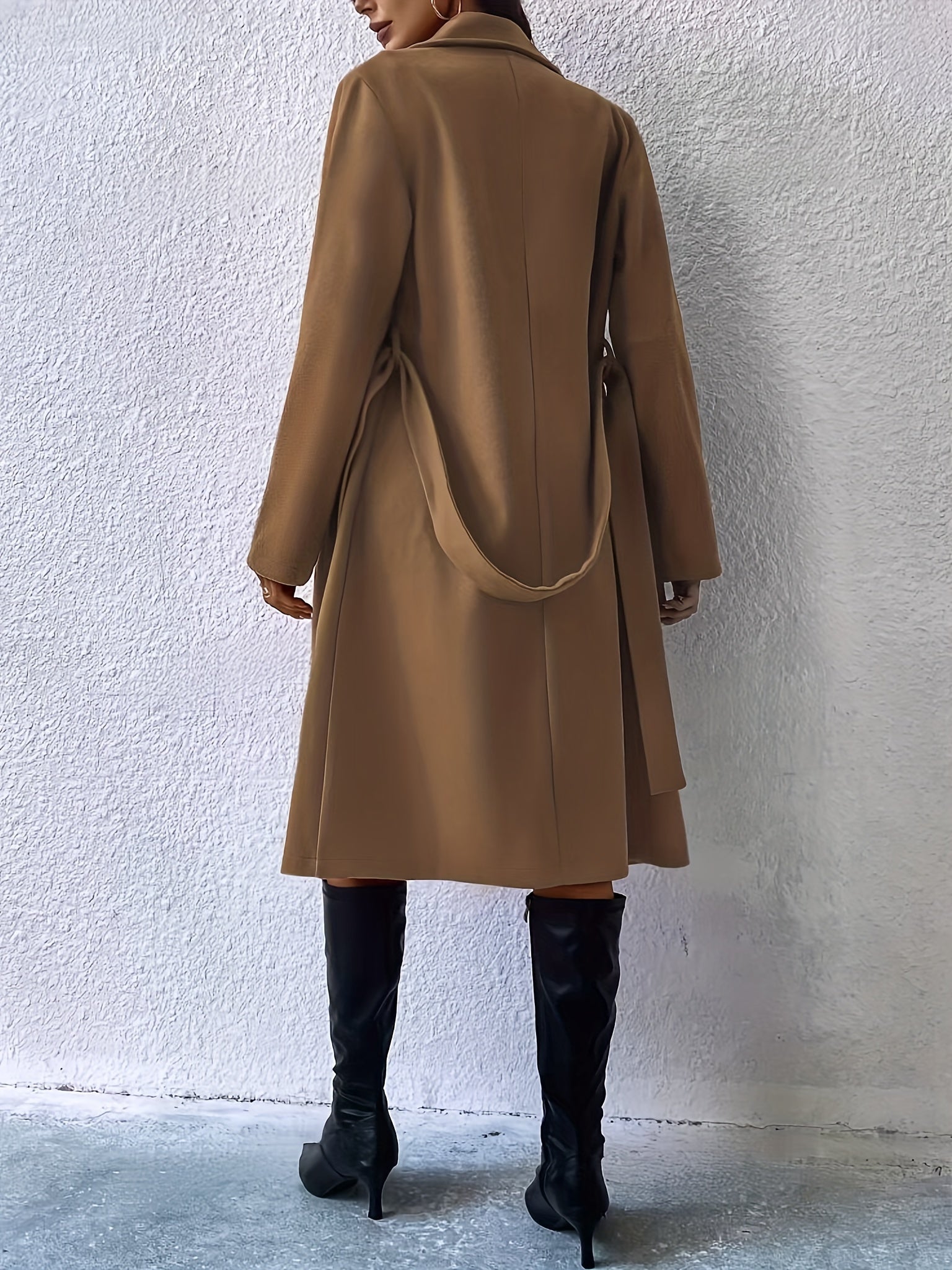 R&B | Trenchcoat mit Gürtel und einfarbigem Polyestermaterial für Frauen Schicke Oberbekleidung für den alltäglichen Gebrauch