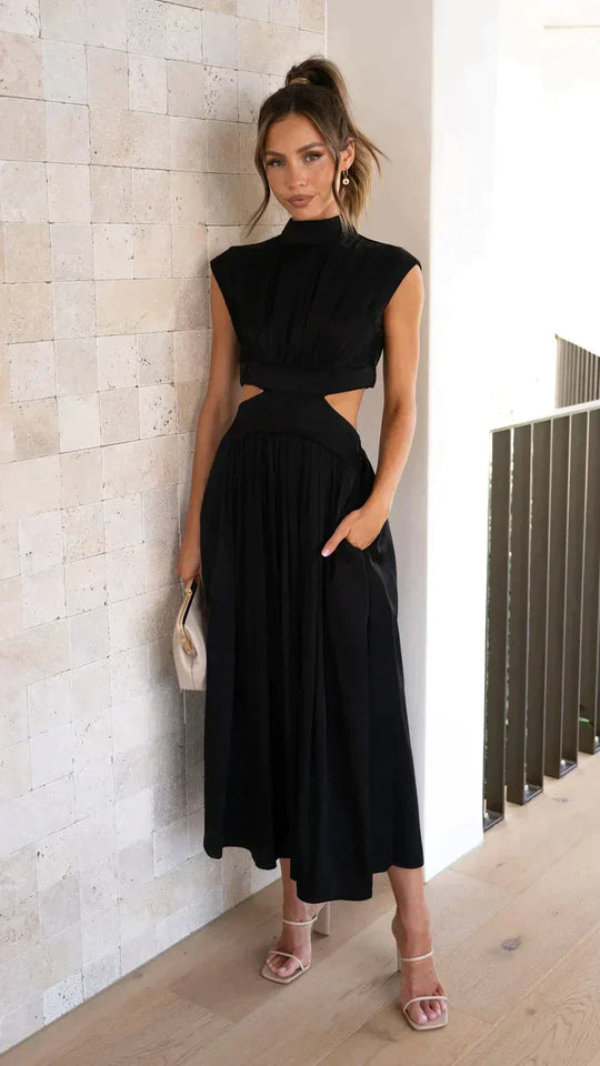 R&B | Eleganter Jumpsuit mit Cut-Out Taille