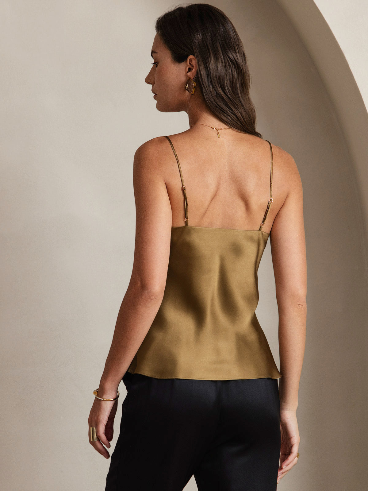 R&B | V-Ausschnitt Reine Seide Spaghettiträger Camisole Top