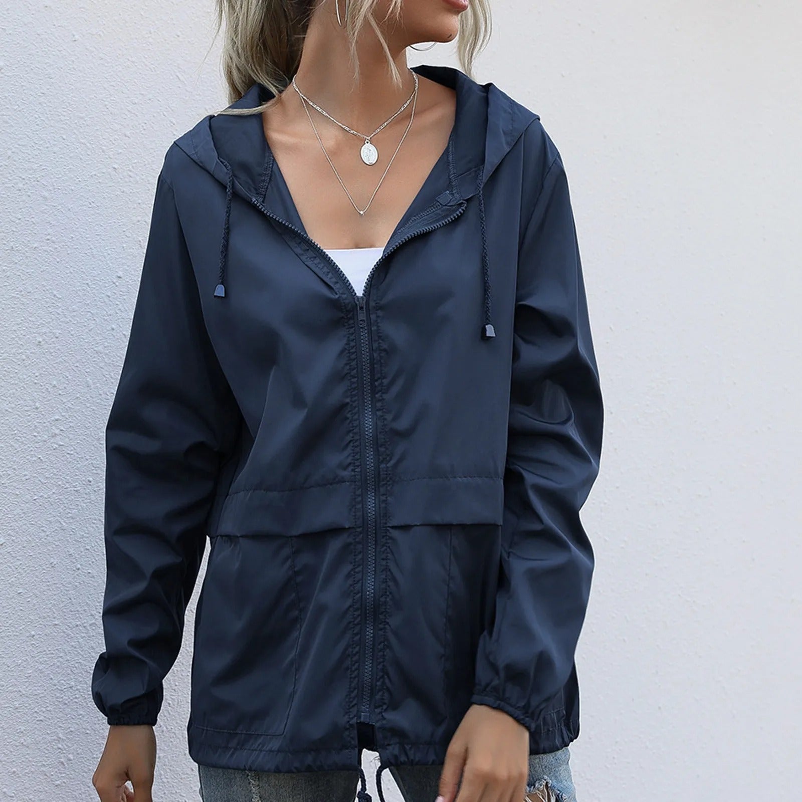 R&B | Leichte Windjacke mit Kapuze