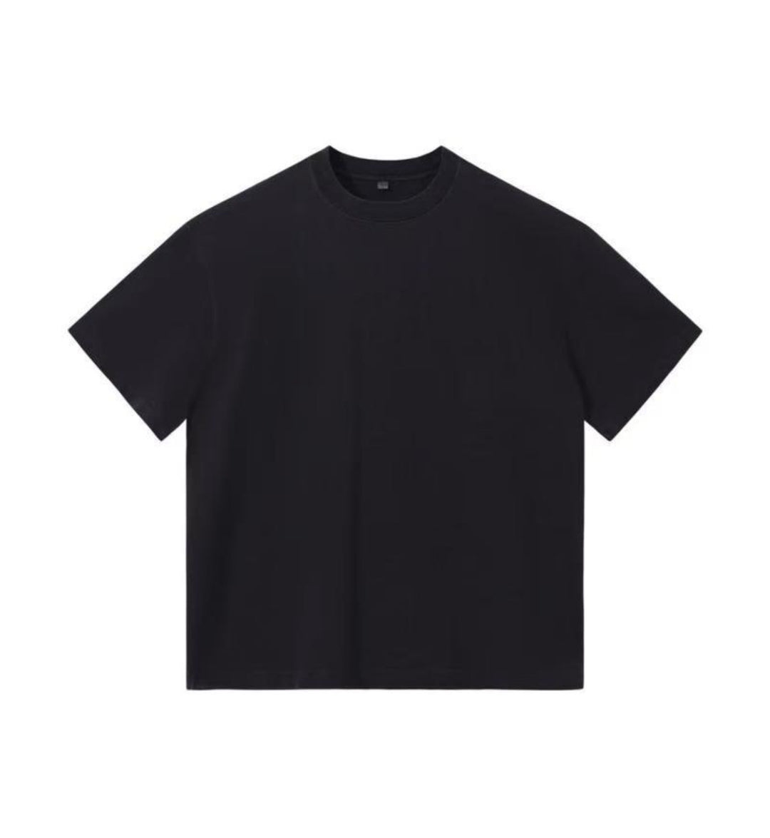 R&B | Schillerndes altes kurzes T-Shirt mit Färbung