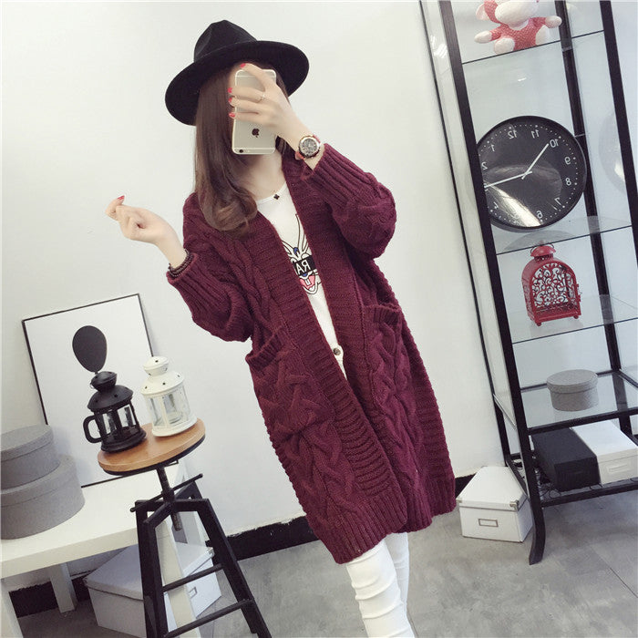 Damen Grobstrickjacke mit elegantem Zopfmuster und praktischen Taschen R&B