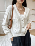 R&B | Zeitlose und Elegante Strickjacke