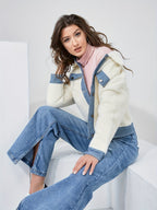 R&B | Kurze Teddyjacke mit Denimdetails Polyester und Baumwolle Trendy und Komfortabel
