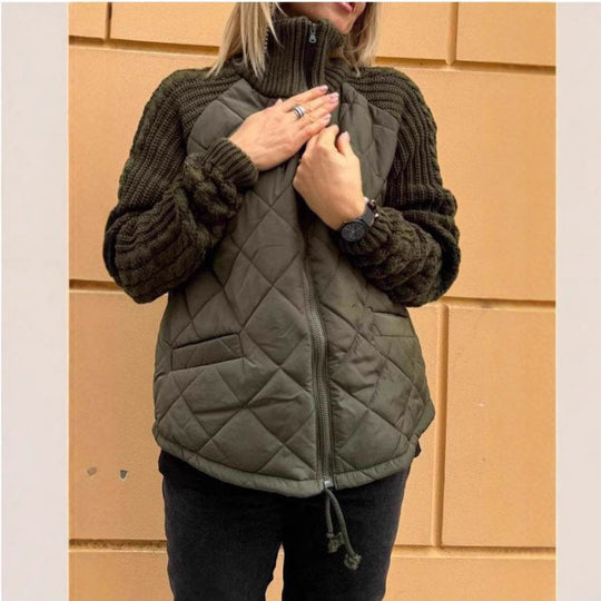 R&B | Gemütliche Steppjacke mit Strickärmeln für Frauen