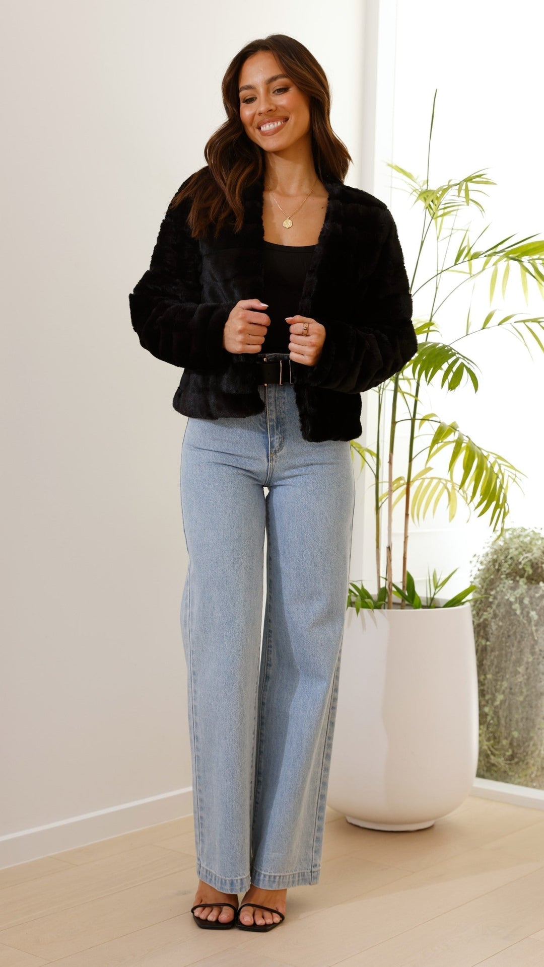 R&B | Luxus Damen Crop Jacke