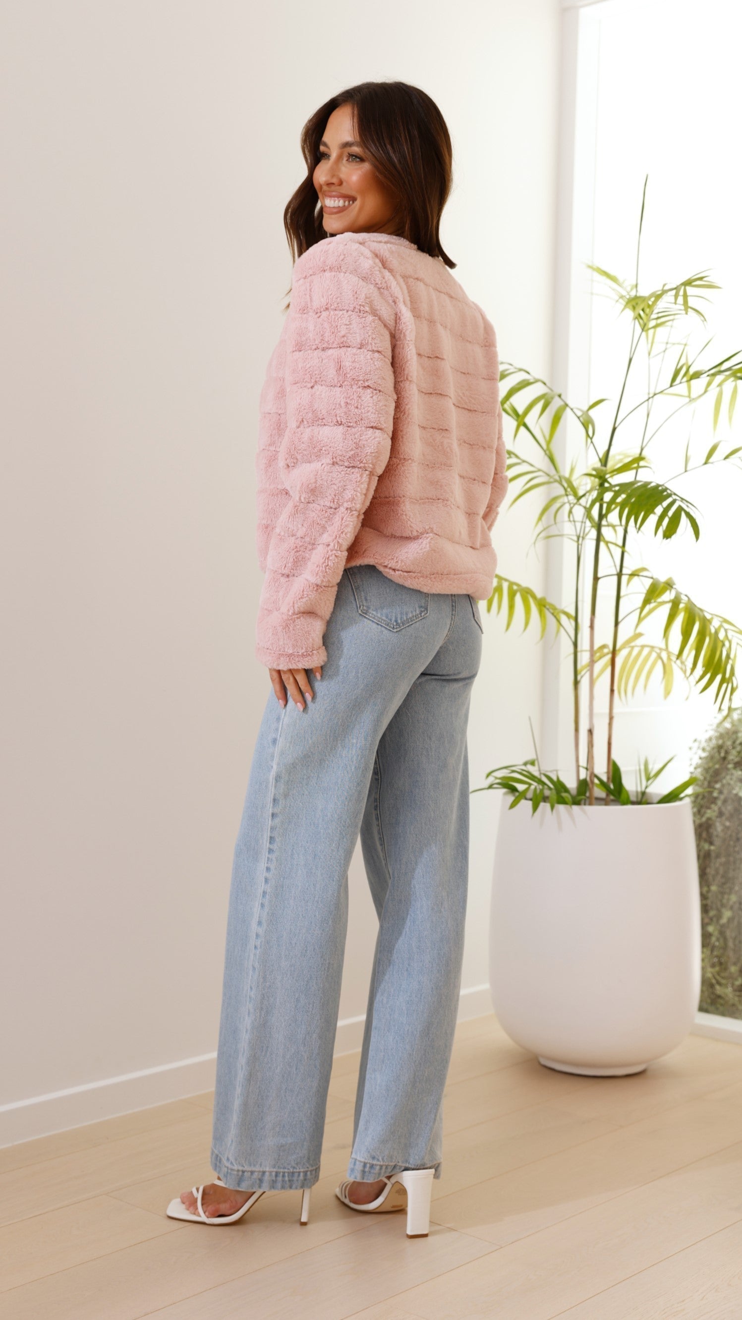 R&B | Luxus Damen Crop Jacke