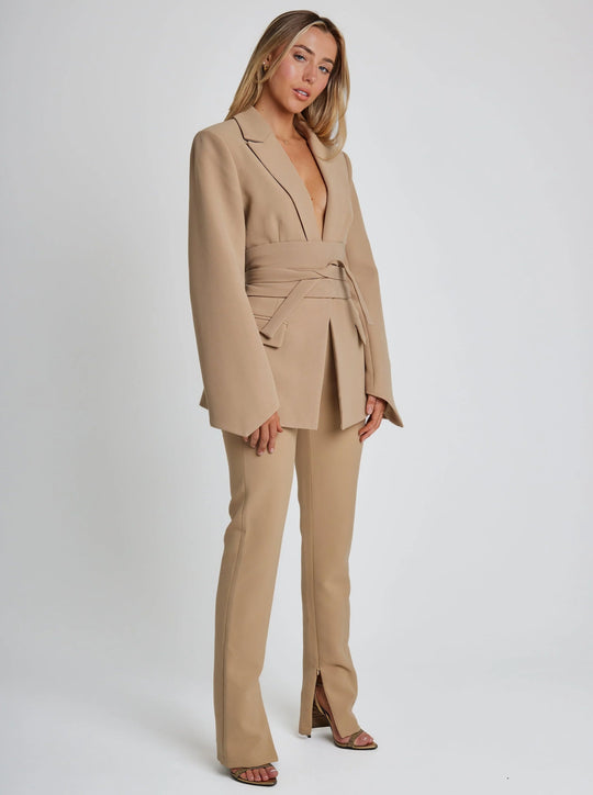 R&B | Eleganter Blazer mit Gürtel