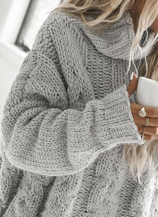 R&B | Oversized Pullover mit Hohem Kragen