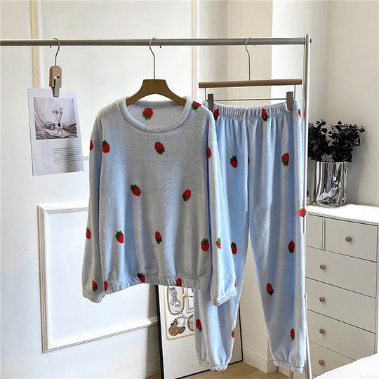 R&B | Fleece Komfort Schlafanzug - Süß, warm und bequem in 7 trendigen Varianten