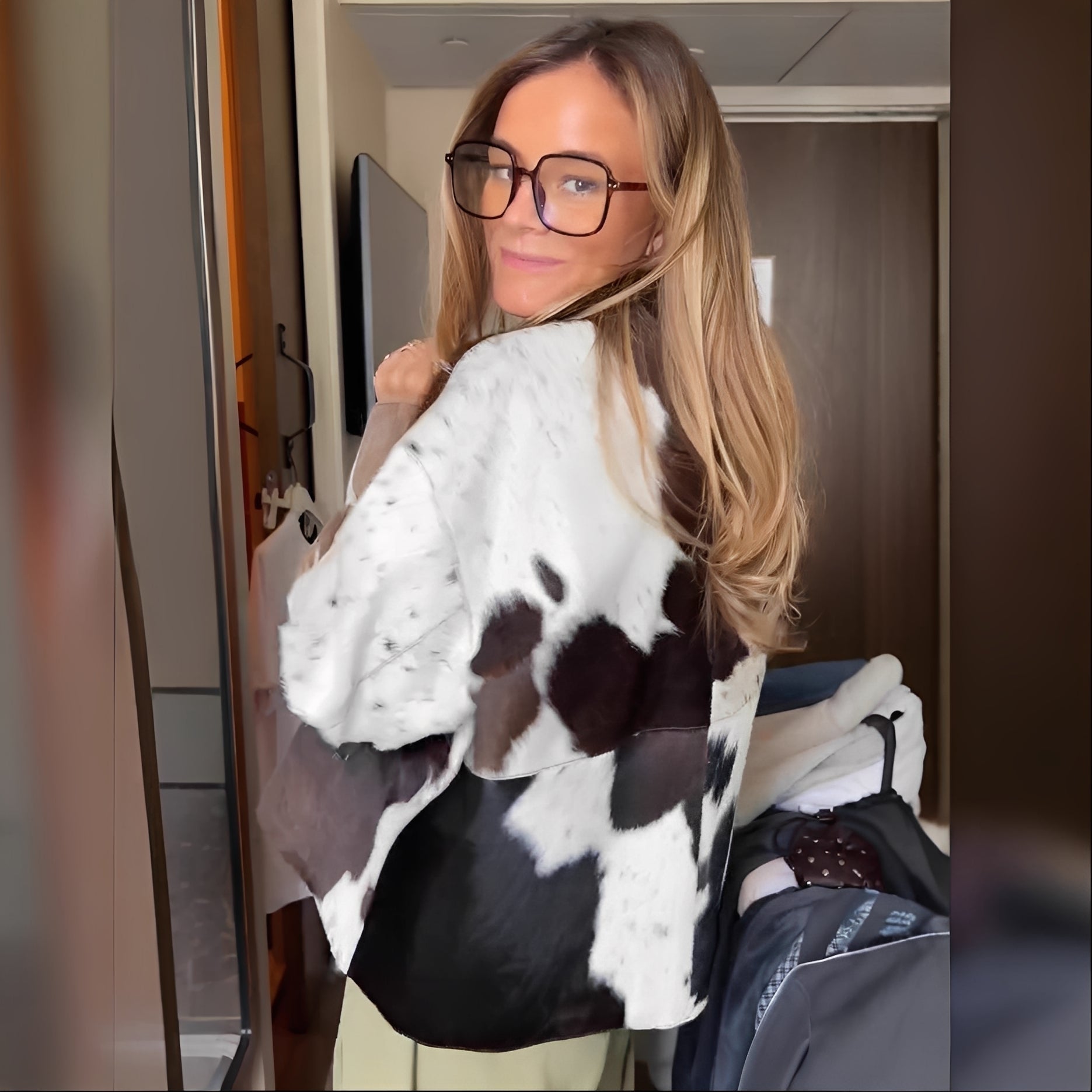 R&B | Elegante Damenjacke mit Design