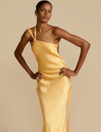 R&B | Satin Kleid - Luxus Glanz - Perfekt für Sommerveranstaltungen