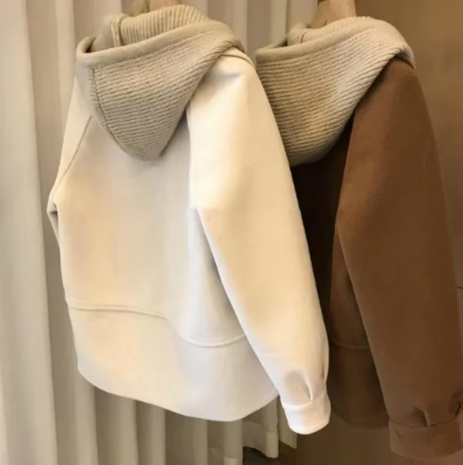 leicht dicke Jacke mit Kapuze