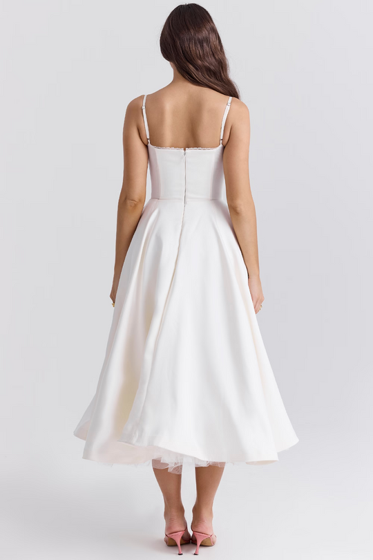 R&B | Elegantes Schlankmachendes Kleid Für Damen