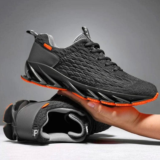 R&B | Hardwell Flexstride Sneaker