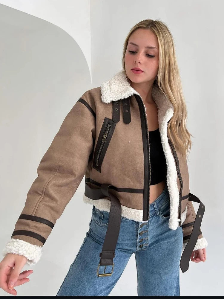 R&B | Lammfelljacke - Kurzes Modell - Oversized Fit - Warme Wollfutter - Reißverschluss schließen