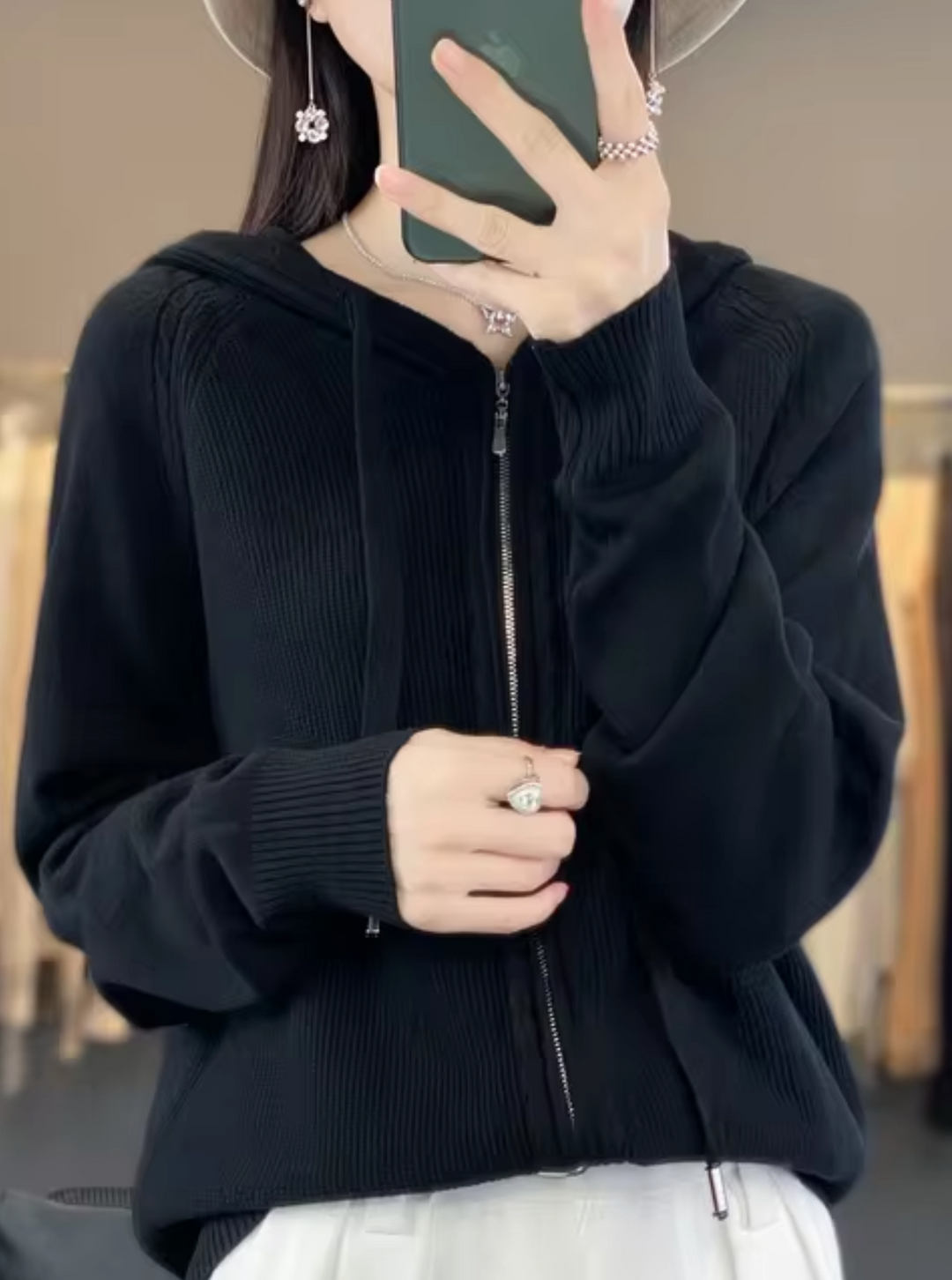 R&B | Strickjacke mit Kapuze