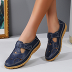 Bequeme Sommerschuhe mit Klettverschluss und Lochmuster R&B
