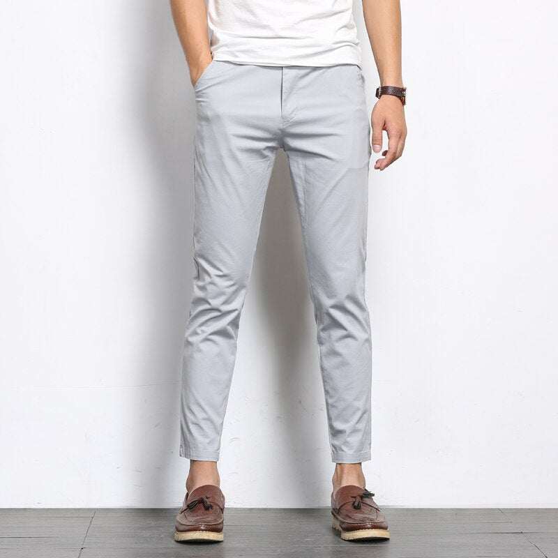 EB – Schöne moderne Chinos