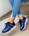 EB - Sneakers mit dicker Sohle und Metall-Emblem