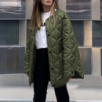 R&B | Lässige Rundhals-Steppjacke mit Karomuster und großen Taschen Ideal für Herbst/Winter