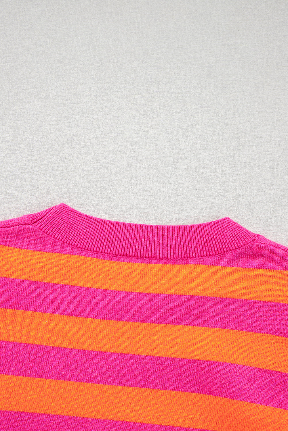 Stripe Schulterpolster Rundhals-Pullover