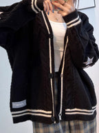 R&B | Oversized Kabelgestrickte Jacke mit Sternstickerei