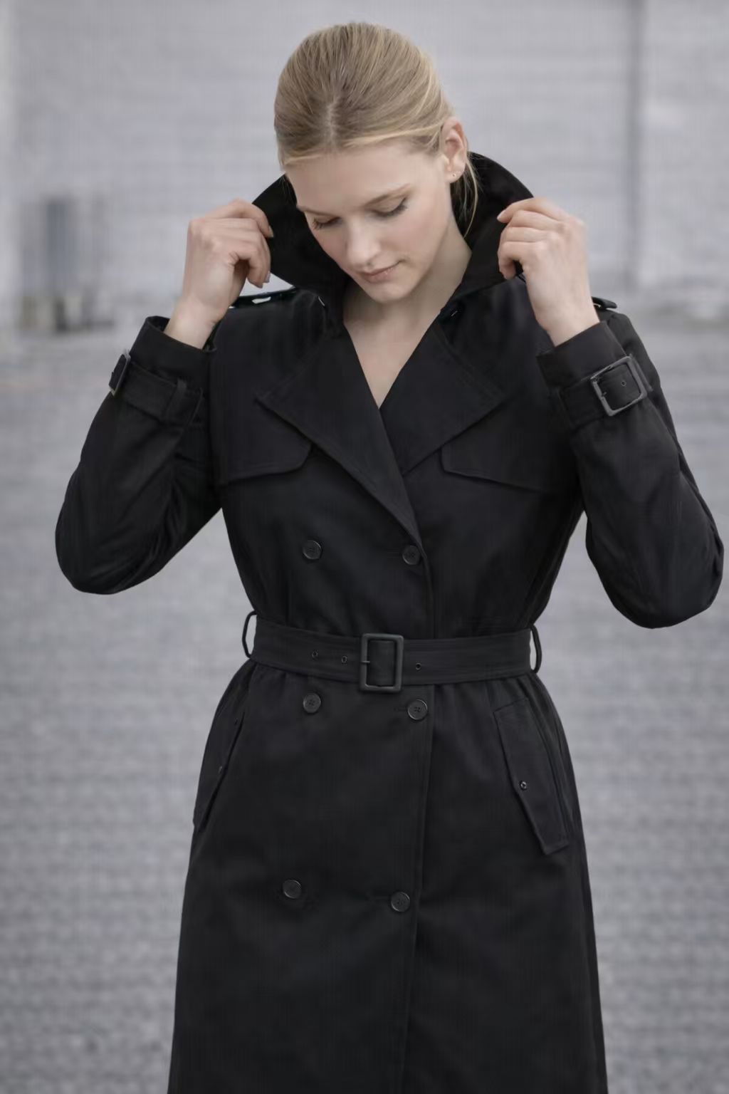 R&B | Trenchcoat mit Gürtel und Doppelknopf
