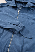 Blaugrüne Cordjacke Mit Kordelzug Und Kapuze Und Reißverschluss