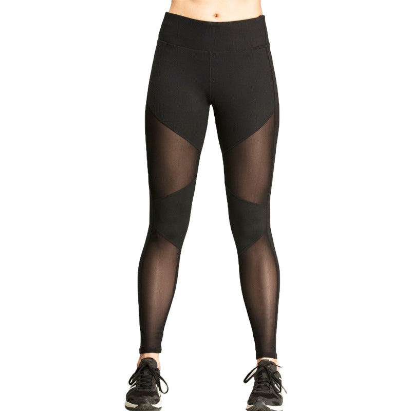 Damen Sportliches Outfit mit einzigartigem Cut-Out Design