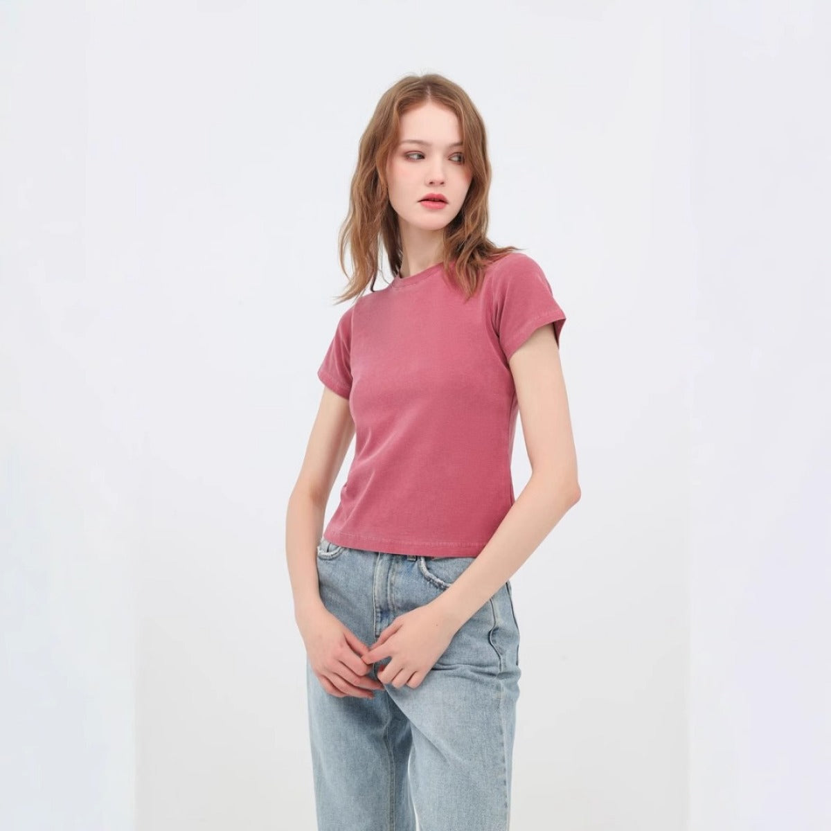 R&B | Schillerndes altes kurzes T-Shirt mit Färbung