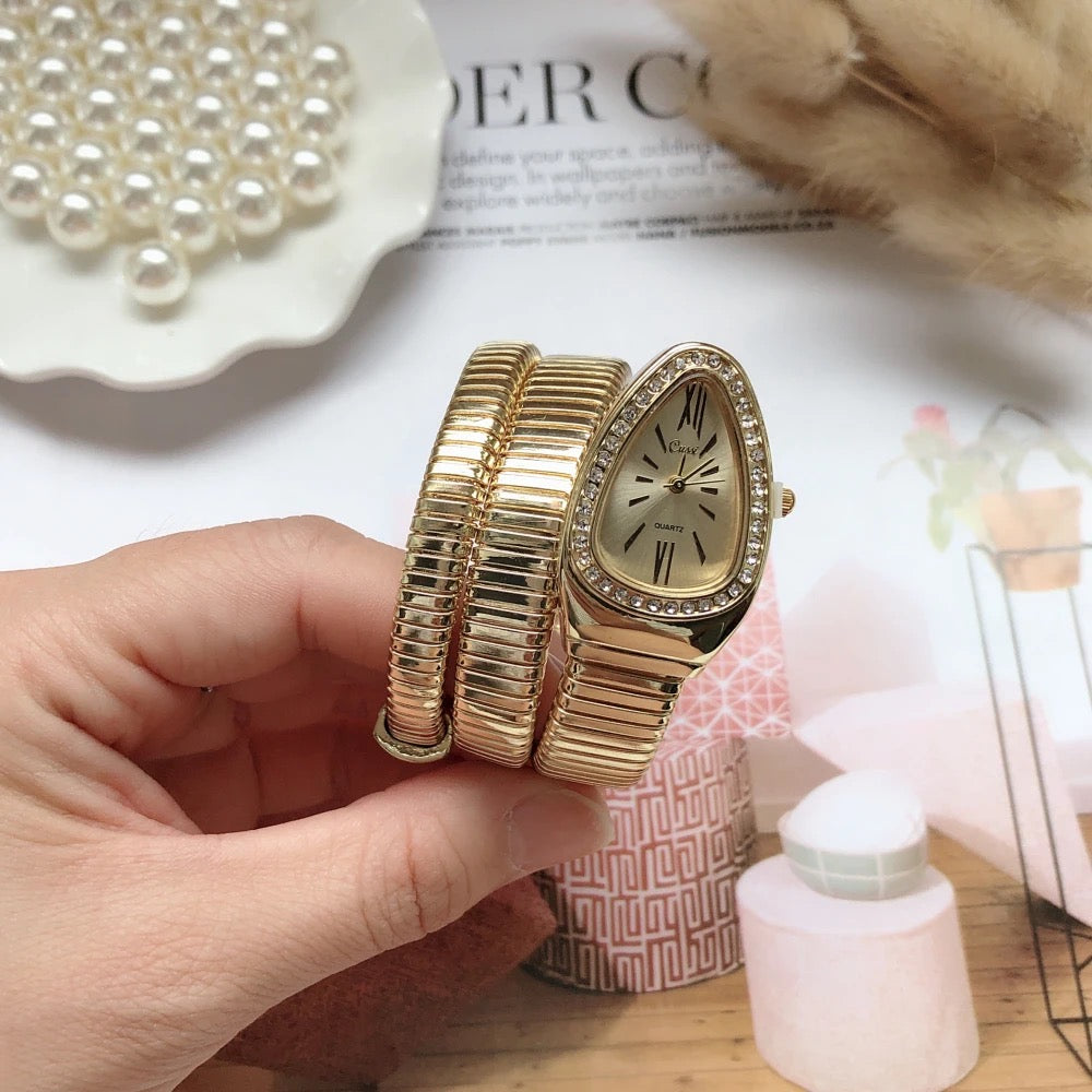 R&B | Luxuriöse Goldene Wickelarmbanduhr