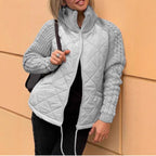 R&B | Gemütliche Steppjacke mit Strickärmeln für Frauen