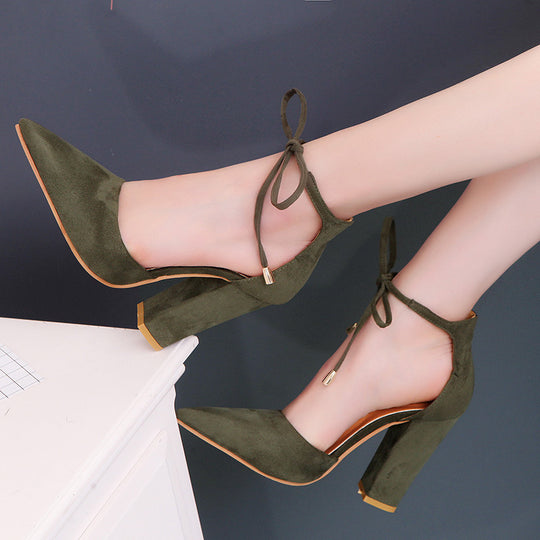Damen nan spitz zulaufende Pumps mit Knöchelband zum Binden und skulpturellem Blockabsatz R&B