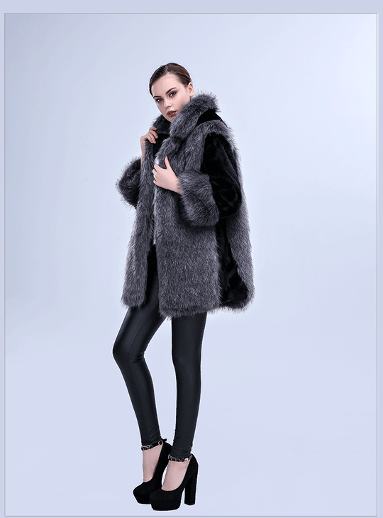 Damen Flauschiger Kunstpelz-Cape mit voluminösem Kragen und seitlichen Taschen R&B