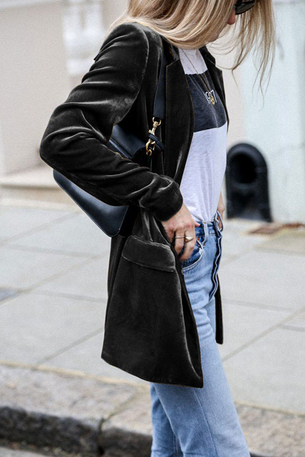 R&B | Blazer aus Samt im Streetstyle