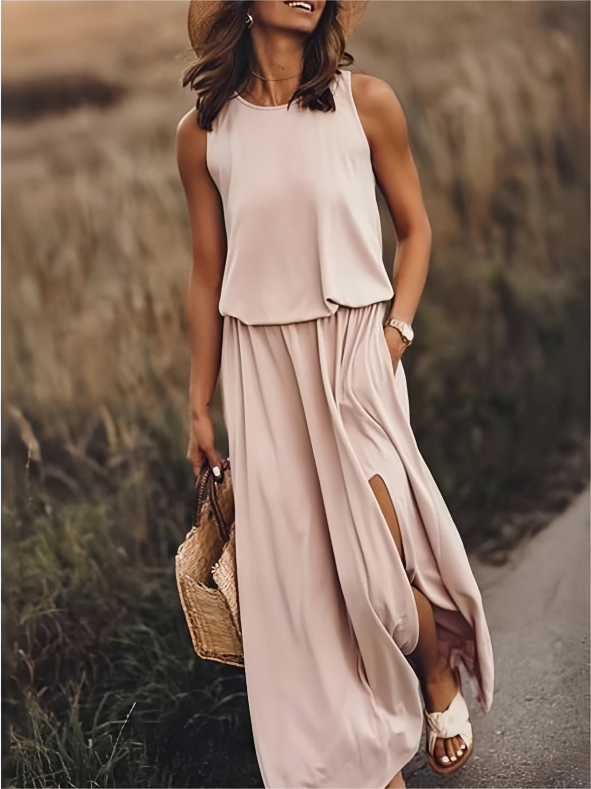Hüftfallendes Maxikleid mit Schlitz