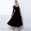 Glamorous Chic Kleid mit verdicktem V-Ausschnitt