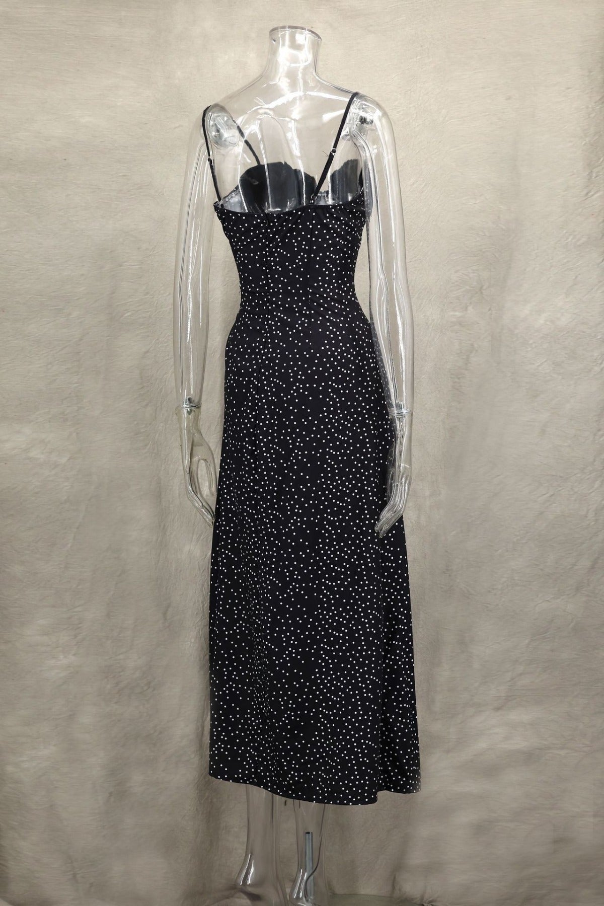 R&B | Kontrastfarbenes Kleid mit Polka-Dot-Print