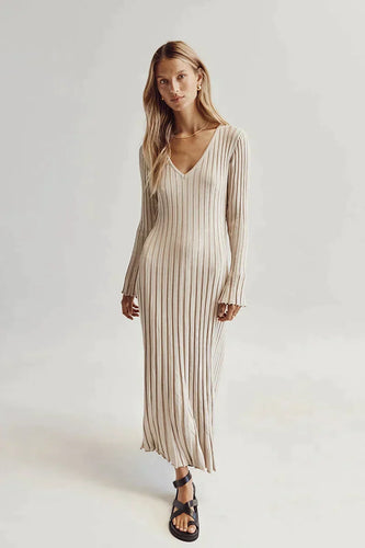 R&B | Bequemes Gestricktes Damen Midi Kleid mit V-Ausschnitt