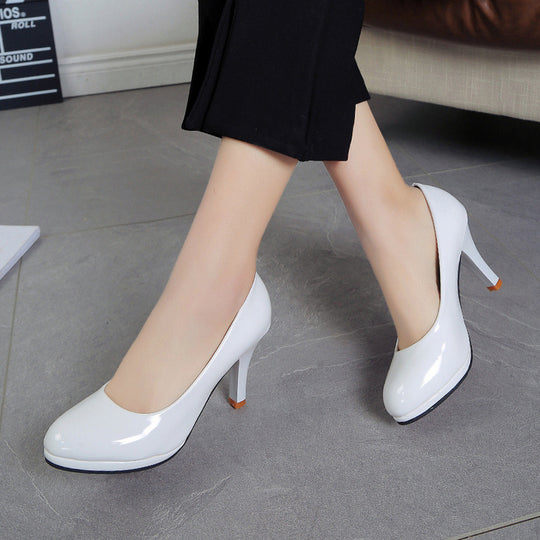 Damen Hochglanz Pumps mit komfortabel geformtem Fußbett und elegantem Blockabsatz R&B