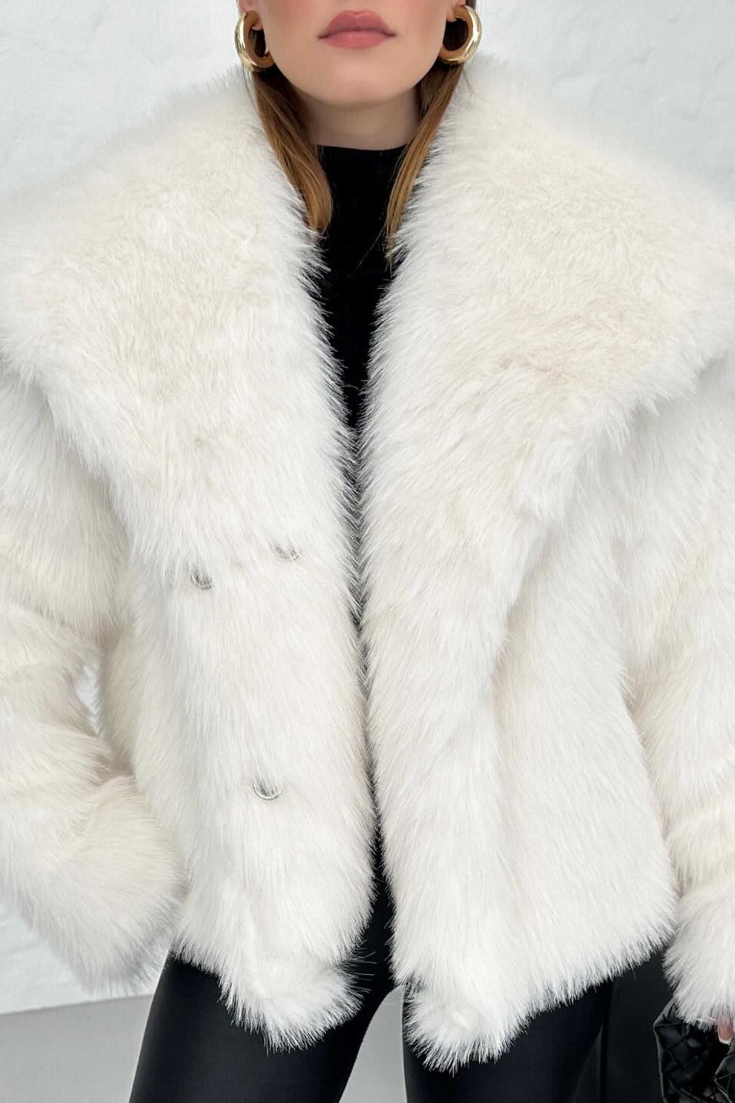 R&B | Faux-Fur-Schalkragenjacke