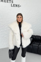 R&B | Faux-Fur-Schalkragenjacke